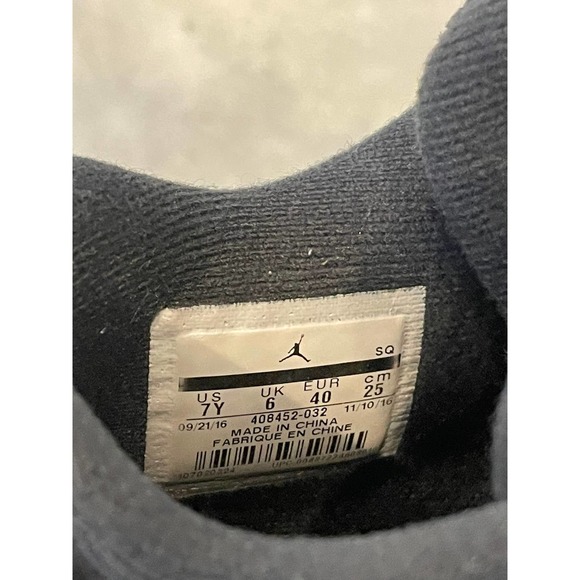 Air Jordan 4 Retro GS Royalty Sz 7 - Picture 8 of 8